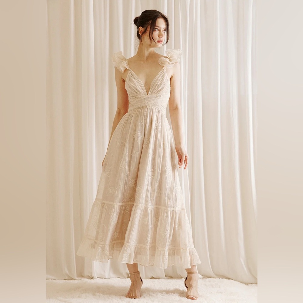 Storia Champagne Supernova Gown NWT